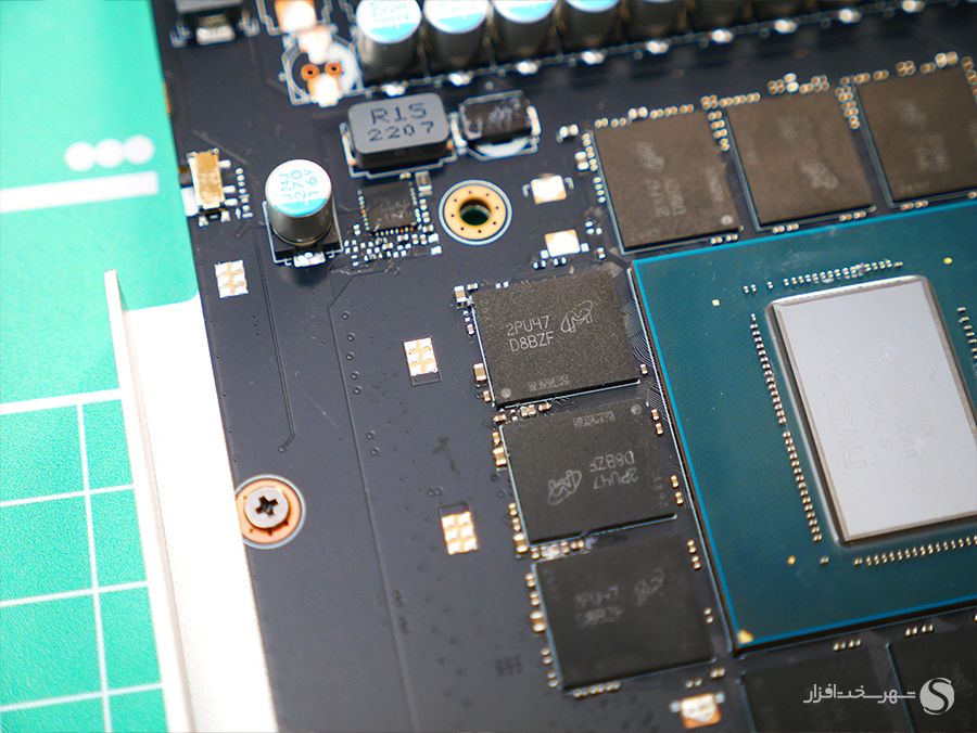 gigabyte-rtx4080-aero-memory-chip.jpg
