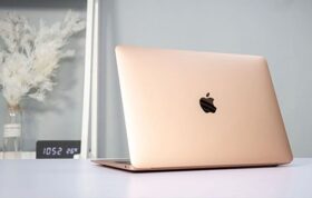 Macbook-2.jpg