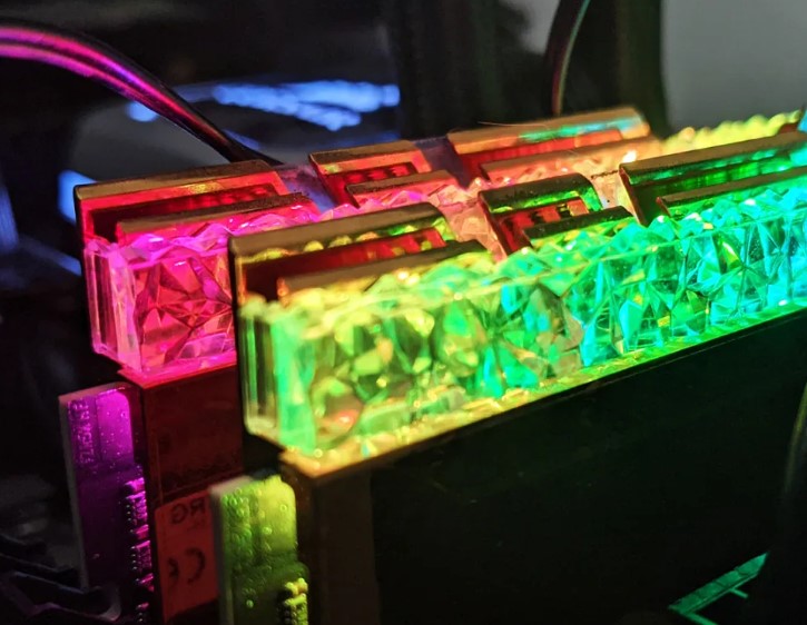 آیتم‌های تزئینی نورپردازی RGB
