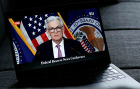 بیت کوین در انتظار فرمان پاول؛ نگاه بازار کریپتو به جلسه امروز FOMC