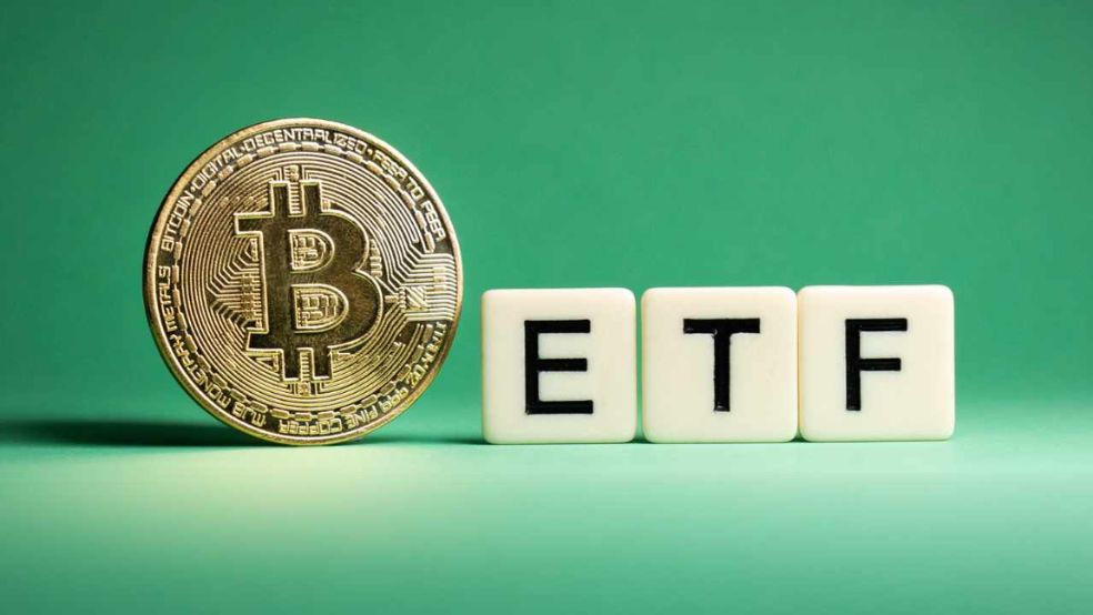 خروج ۳۴۷ میلیون دلار از ETFهای بیت کوین!