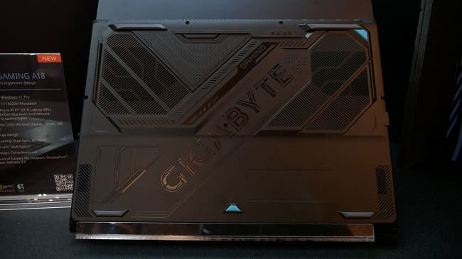 GIGABYTE GAMING A18