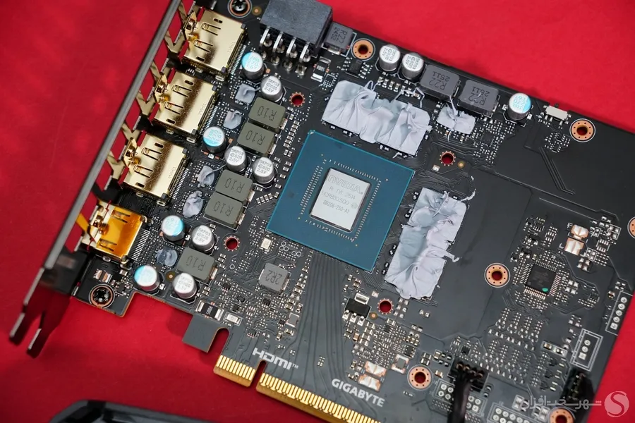 Gigabyte-RTX-5060-Gaming-oc-8G-teardown-vram