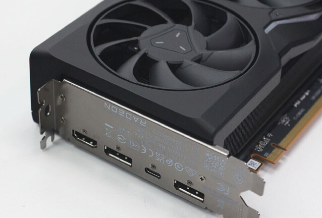 AMD عقب نشینی کرد؛ پشتیبانی از کارتهای گرافیک RX 5000 و RX 6000 ادامه دارد پاسخ تیم سرخ به یک شایعه