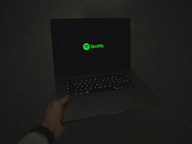 چگونه در ایران اکانت اسپاتیفای بسازیم؟ آموزش مرحلهبهمرحله + حل ارورهای رایج مراحل ساخت اکانت اسپاتیفای در ایران با VPN