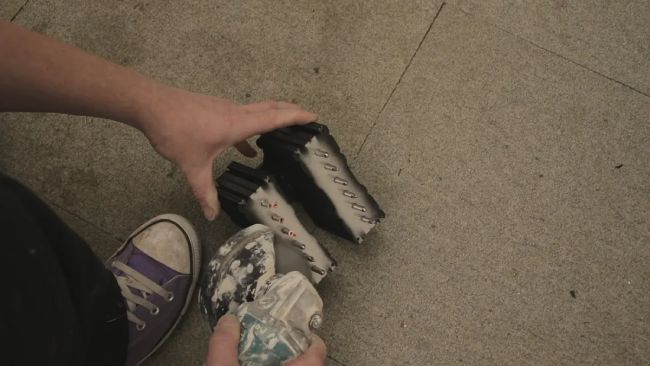 ایده جالب تبدیل کولر بادی به مایع با استفاده از آب یخ! برش لوله های کولر بادی